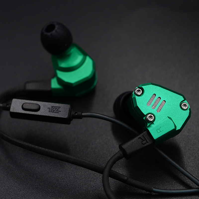 ขาย KZ ZS6 หูฟัง Hybrid 4 ไดร์เวอร์ (2DD 2BA) บอดี้อลูมีเนียม ถอดสายได้