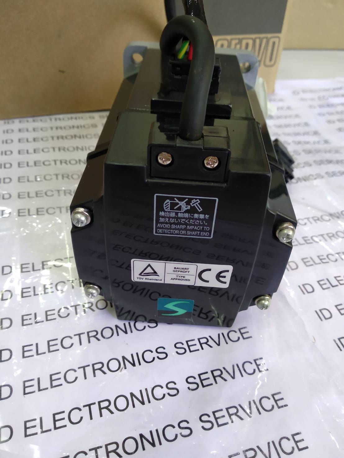 SERVO MOTOR " MITSUBISHI " รุ่น HC-MFS73K