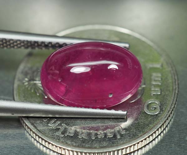 ทับทิมสีแดงชมพูสวยมีเหลือบ 6.60 กะรัตหลังเบี้ย (1236)