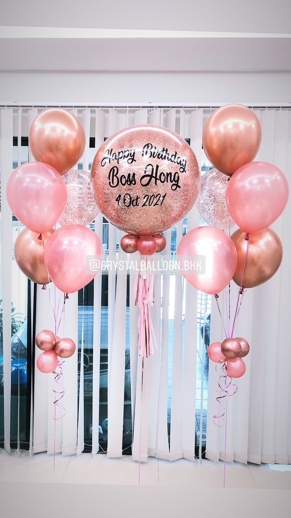 ลูกโป่ง วันเกิด Bubbleขนาด 24" สีโรสโกล พร้อม ช่อลูกโป่ง ช่อ 5 ลูก 2 ช่อ,ลูกโป่งใส ใส่กลิตเตอร์ พร้อมตกเเต่ง สามารถเปลี่ยนสีลูกโป่ง/เปลี่ยนข้อความ/เปลี่ยนขนาดได้