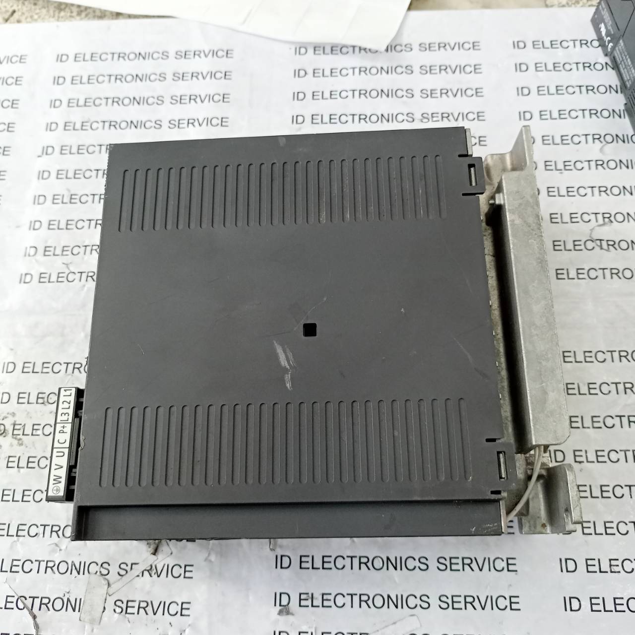 MR-JE-70B SERVO DRIVE " MITSUBISHI "