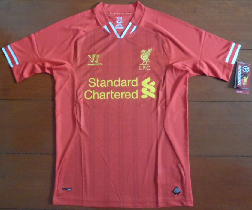 เสื้อฟุตบอล ทีมสโมสรลิเวอร์พูล ชุดเหย้า 2013/14 ใหม่ S-Size / LIVERPOOL Football Shirt Home Kit 2013/14 Jersey NEW S-Size