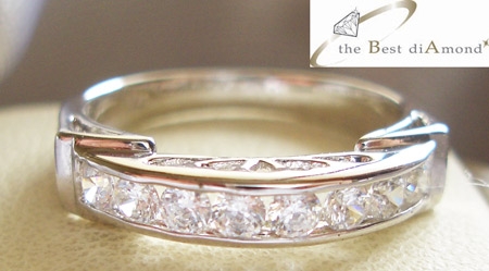 +++ แหวนแถวดูดีคะ มีลายฉลุด้านหน้า-ด้านหลัง สวยงามมากคะ งานดีมีดีไซน์คะ รหัส BR054RD+++