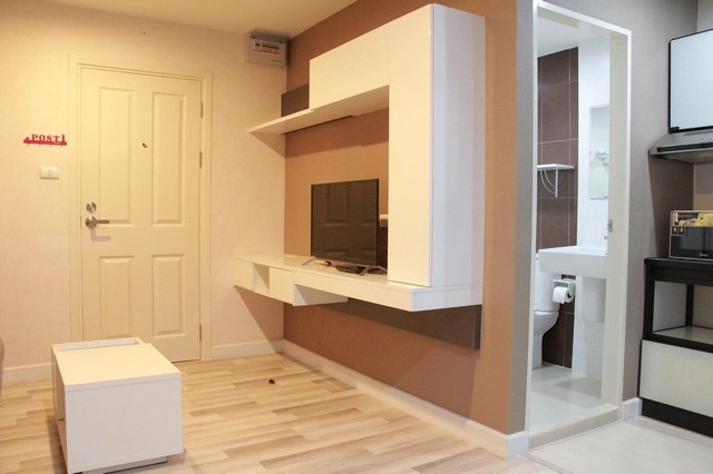 ให้เช่าคอนโด เดอะ คิวบ์ พลัส แจ้งวัฒนะ ตึก D 28 ตรม.เฟอร์ครบ เครื่องใช้ไฟฟ้าครบ มีเครื่องซักผ้า