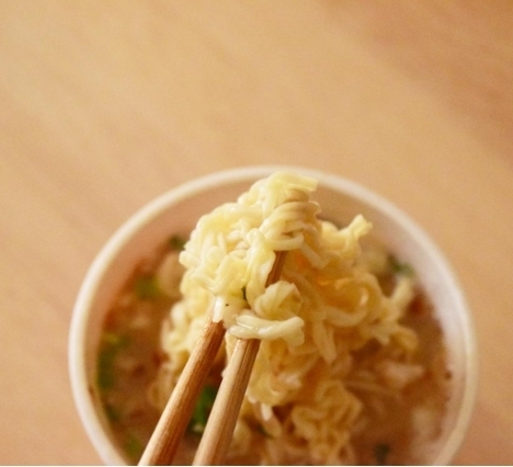 บะหมี่กึ่งสำเร็จรูป 7-11 ญี่ปุ่น รสกระดูกหมู Ippudo ramen 82 g.