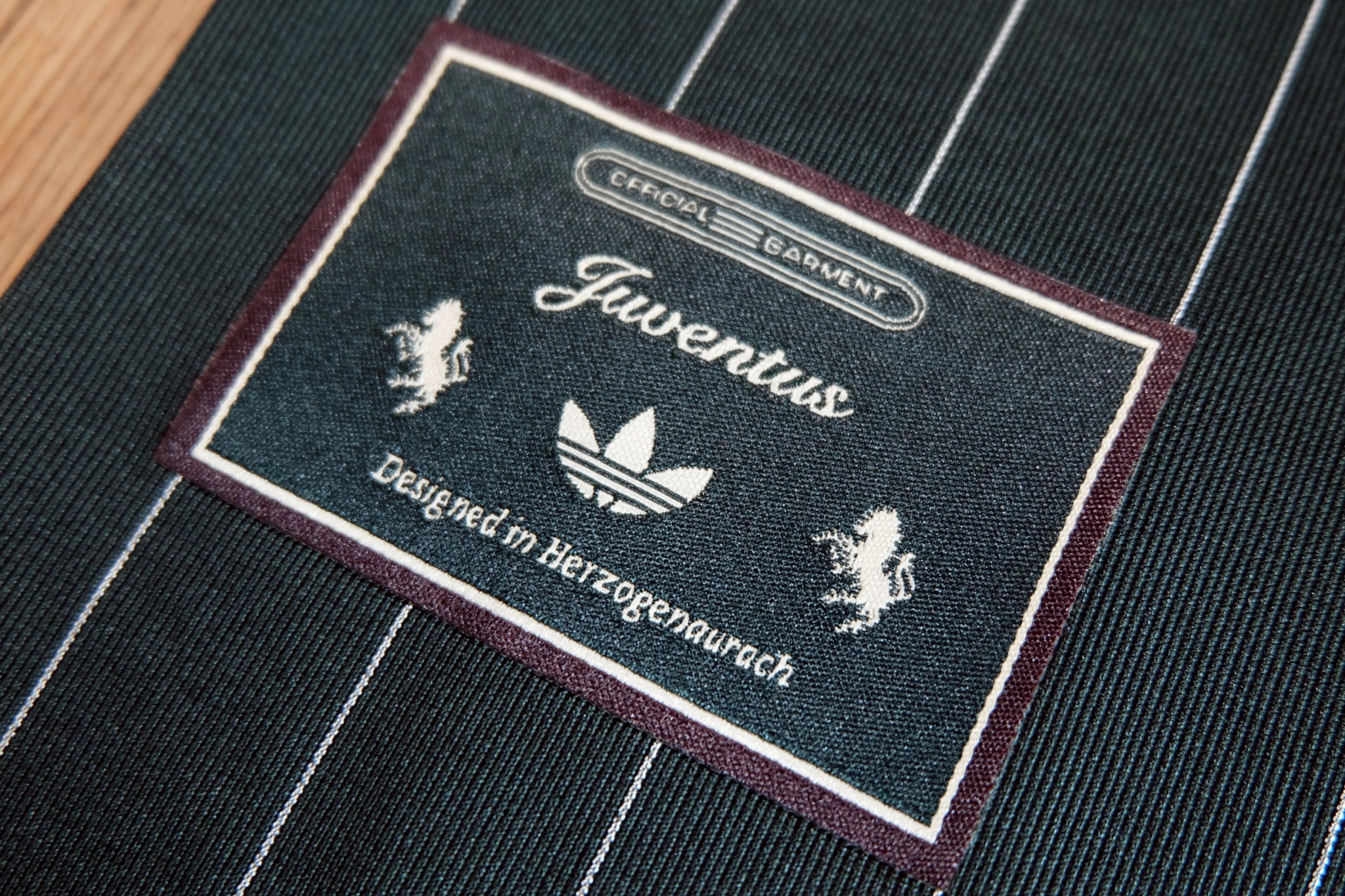 Juventus Terrace Icons 2025/26 Jersey เสื้อยูเวนตุส ฤดูกาลใหม่