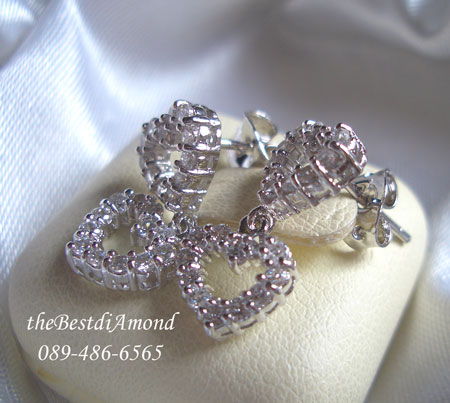 หมดค่ะ ++BE608RD===ต่างหูหัวใจเพราะเราคู่กัน===งานเหมือนจริงสุดๆๆ น่ารักมากๆๆฝังแบบจิกไข่ปลา ใส่ติดหู หรือ ใส่ทำงาน ออกงานได้สบายมากๆๆๆ ไม่ควรพลาดนะคะ