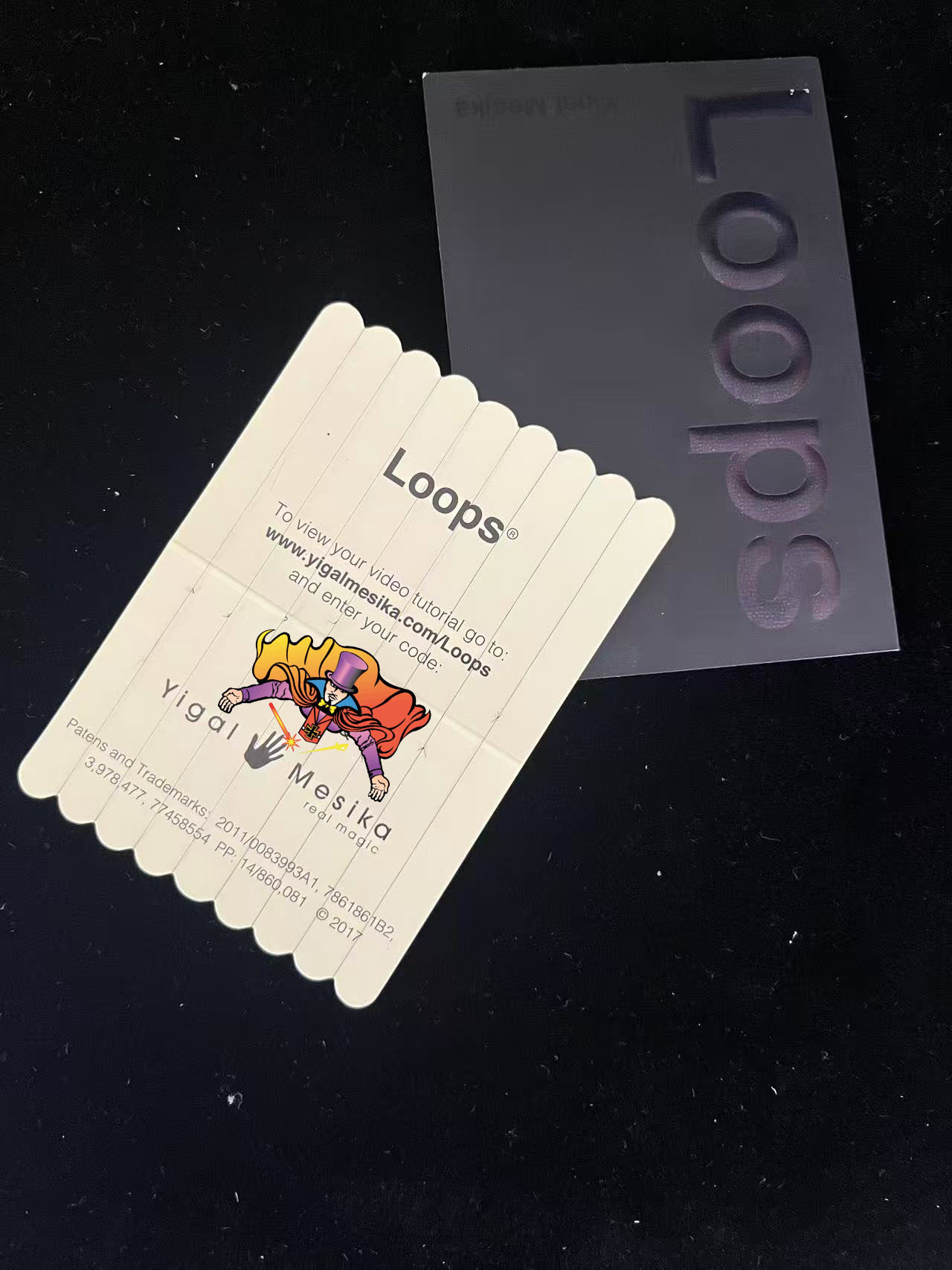 ++ อุปกรณ์มายากล เสกของย้ายที่ /ลอย (Loops) by Yigal Mesika