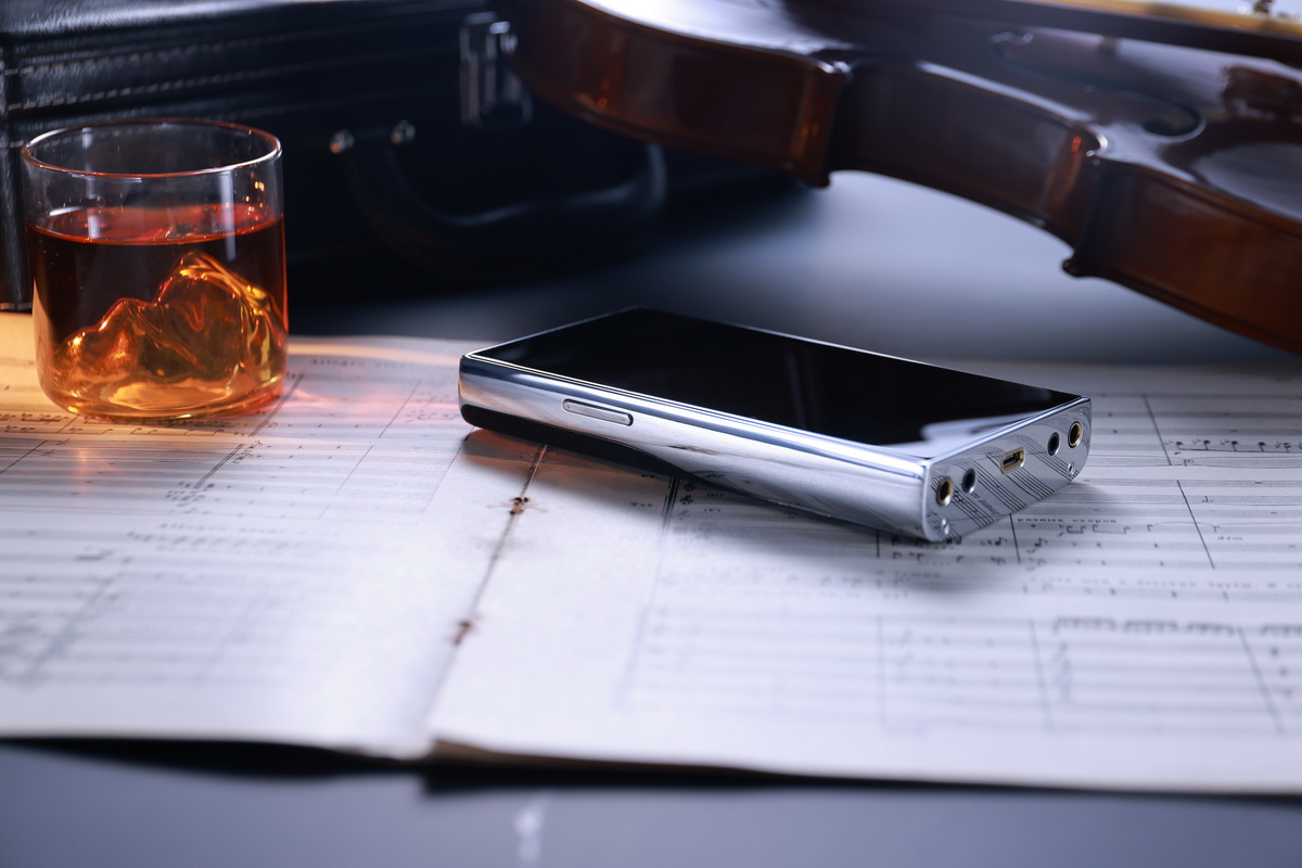 Hiby R8ii DAP พกพาระดับไฮเอนด์ รองรับ MQA, PCM 32bit/1536kHz, DSD1024 ประกันศูนย์ไทย