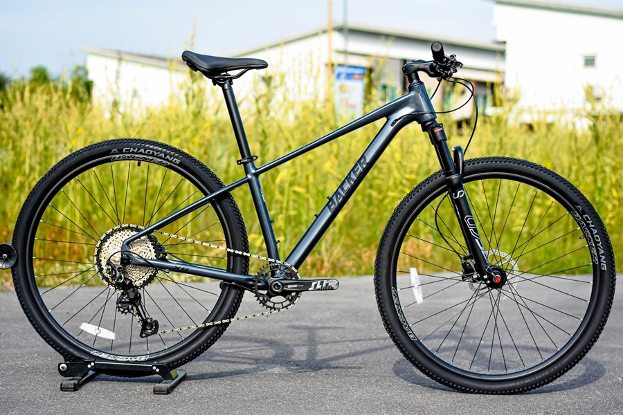 จักรยานเสือภูเขา BACKER X6 SHIMANO XT M8100 12 sp Boost 148 เฟรมอลูมิเนี่ยม ลบรอยเชื่อม ซ่อนสาย ล้อ 29 NEW2025
