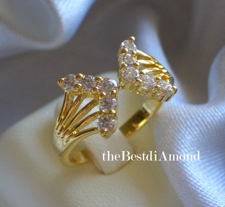 BR409+++แหวน 2 Arrows +++ น่ารักสุดๆ กับรูปแบบเก๋ไก๋ เหมือนลูกศร วิ่งมาชนกัน เล่นไฟวิ๊งๆ แบบ น่ารัก ทันสมัย ใส่ได้สวยทุกนิ้วเลยค่ะ