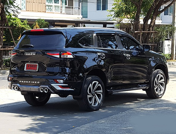 ชุดแต่ง REDIFINED : MU-X 2021