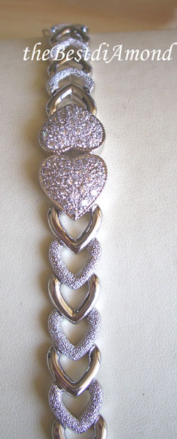 CL004RD===เลทข้อมือหัวใจคู่===เริ่ดหรู ทันสมัย ไฮโซมากๆๆ เหมือนจริงสุดๆ งานสวยมาก ฝังแบบจิกไข่ปลา แพรวพราวมากๆ ไม่ควรพลาดนะคะ