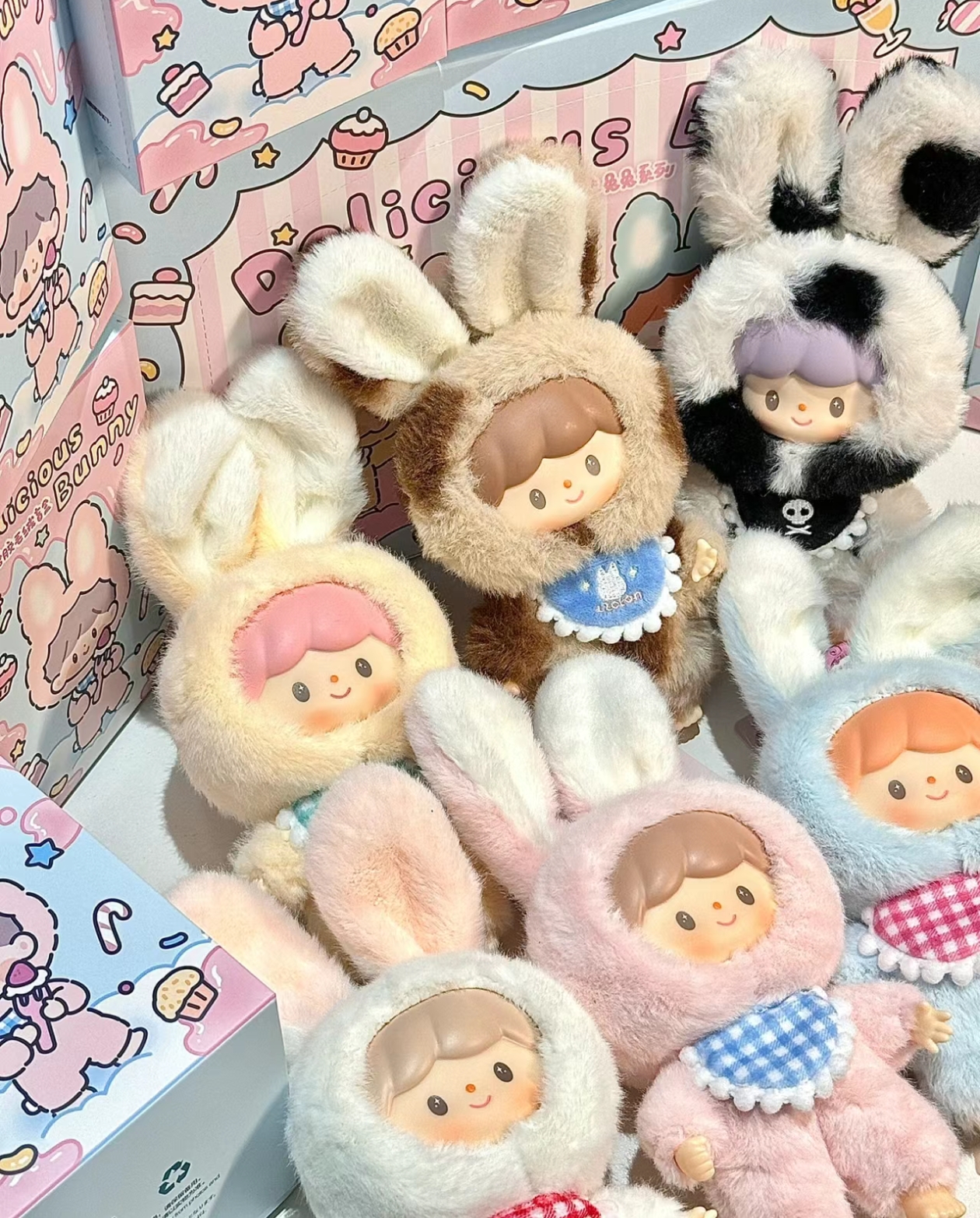 (PRE. เข้าไทยเดือน 6-7 ) พวงกุญแจ Zzoton delicious bunny blind box