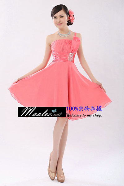 พร้อมเช่า ชุดราตรีสั้น บ่าเฉียง สีชมพูโอโรส จับจีบเก๋ๆที่หน้าอก คาดเอวผ้าซาตินแต่งเลื่อมหรู