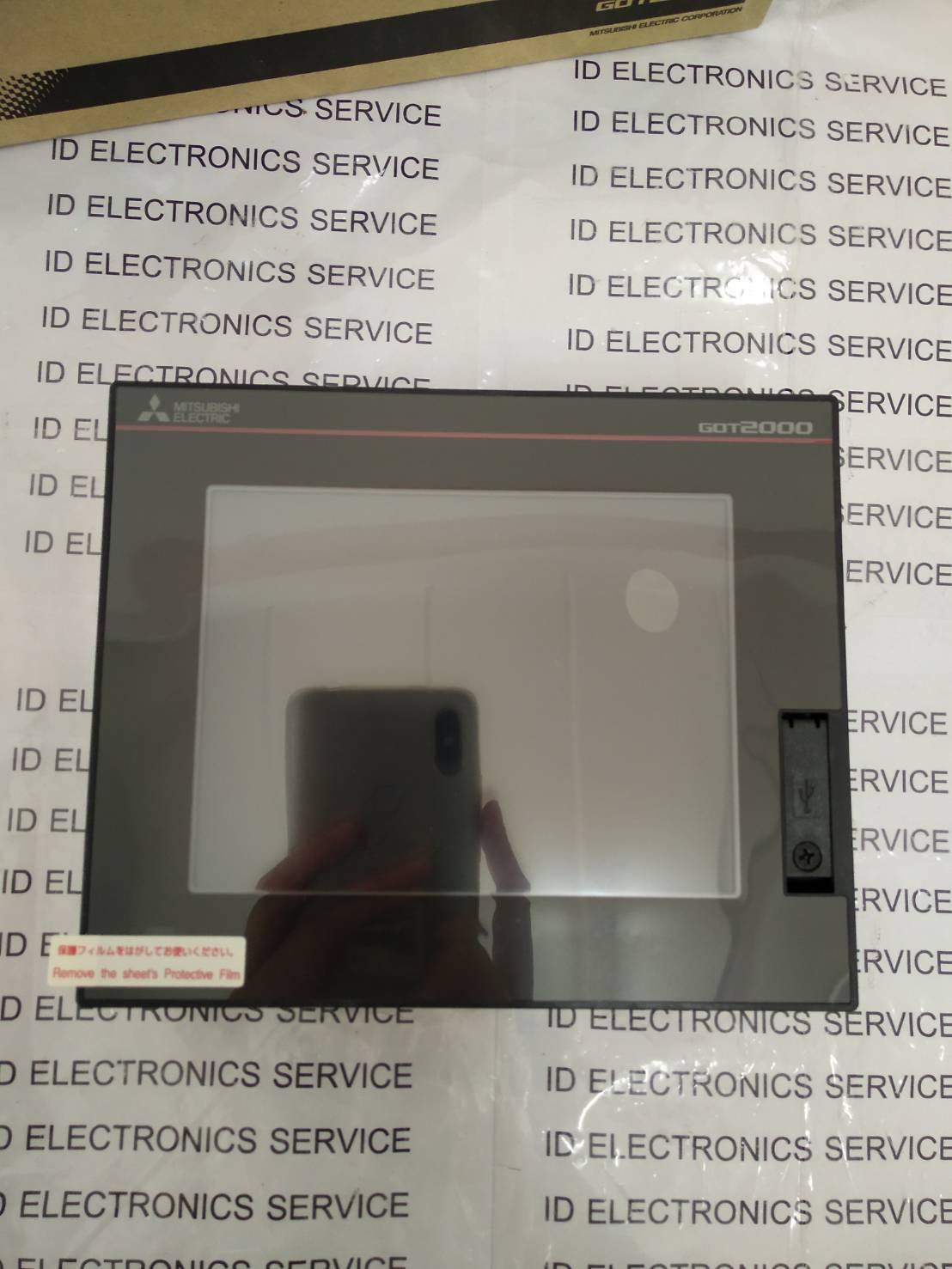 GT2105-QTBDS HMI " MITSUBISHI "