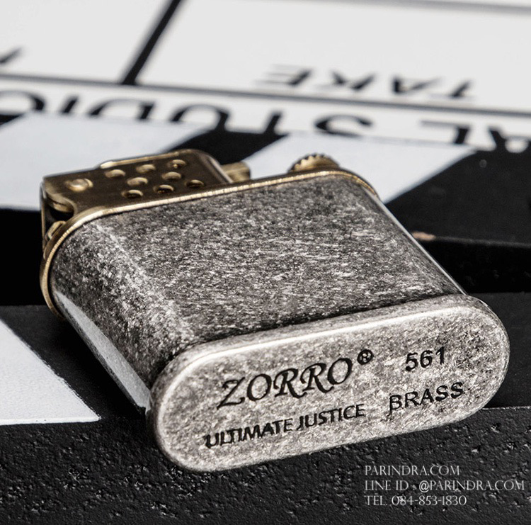 ไฟแช็กน้ำมัน ZORRO Premiun Lighter 561 บอดี้สีดำ ทองเหลืองทั้งตัว