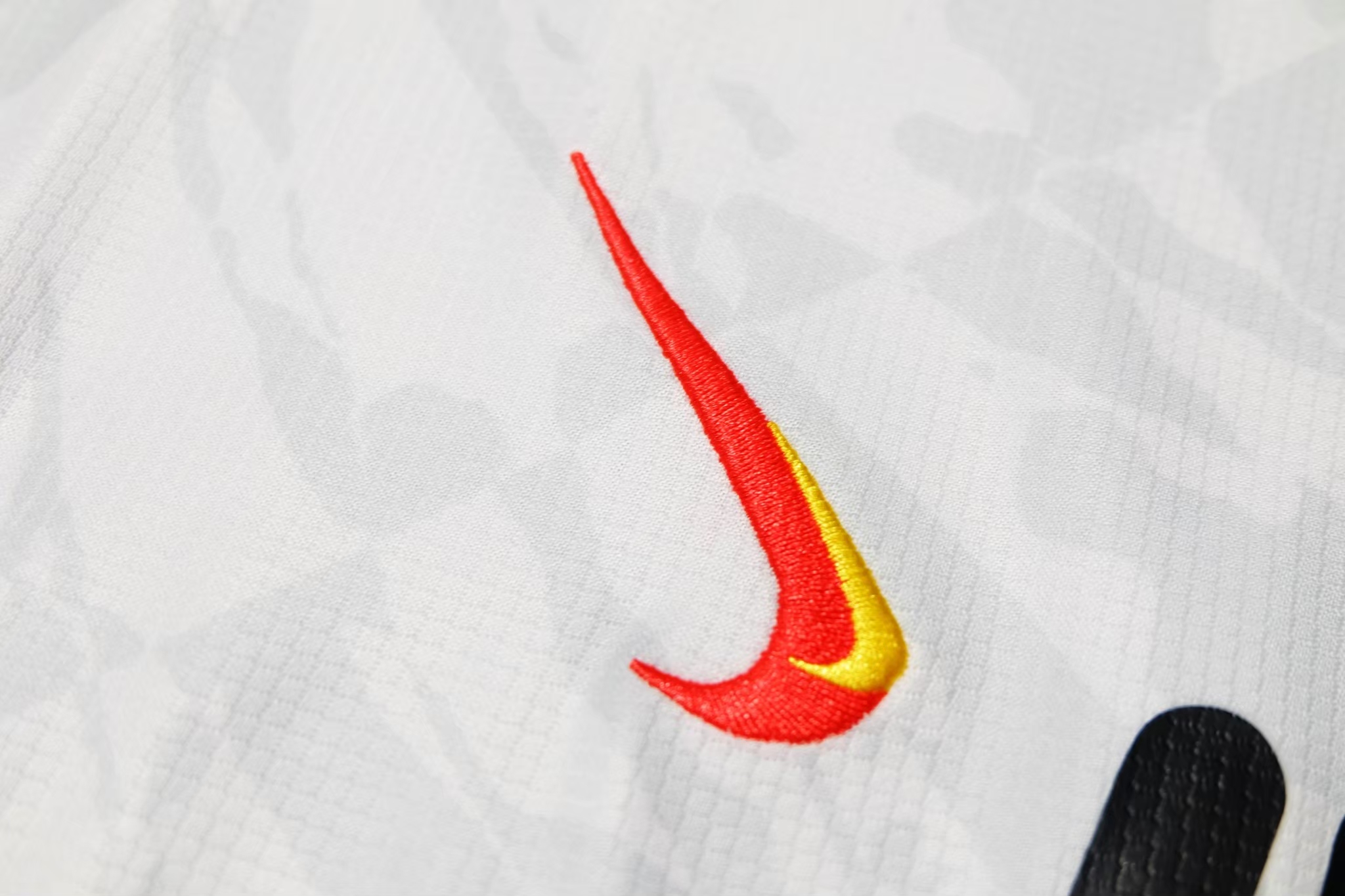Liverpool 2024/25 Away Jersey เสื้อลิเวอร์พูล เยือน ฤดูกาลใหม่