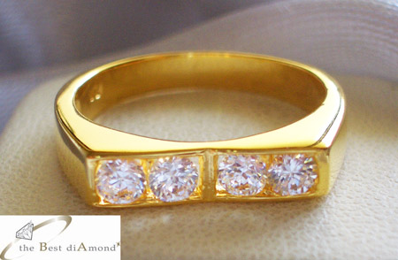 BR041+++แหวนแถวเก๋ๆ แบบหักมาเจอกัน+++ เพชรกลม ฝังแบบไร้หนามเตย แบบเก๋ๆหักนิดๆตรงกลาง