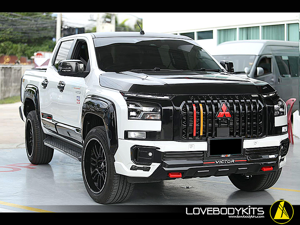 ชุดแต่ง VICTOR :TRITON 2023 ตัวสูง