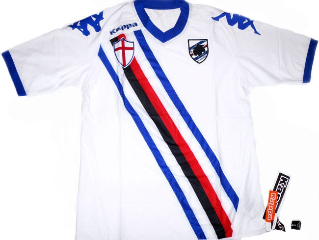 เสื้อซามพ์โดเรีย 2010-11 ทีมเยือนของแท้ Sampdoria Away Shirt Size S ของใหม่ป้ายห้อย