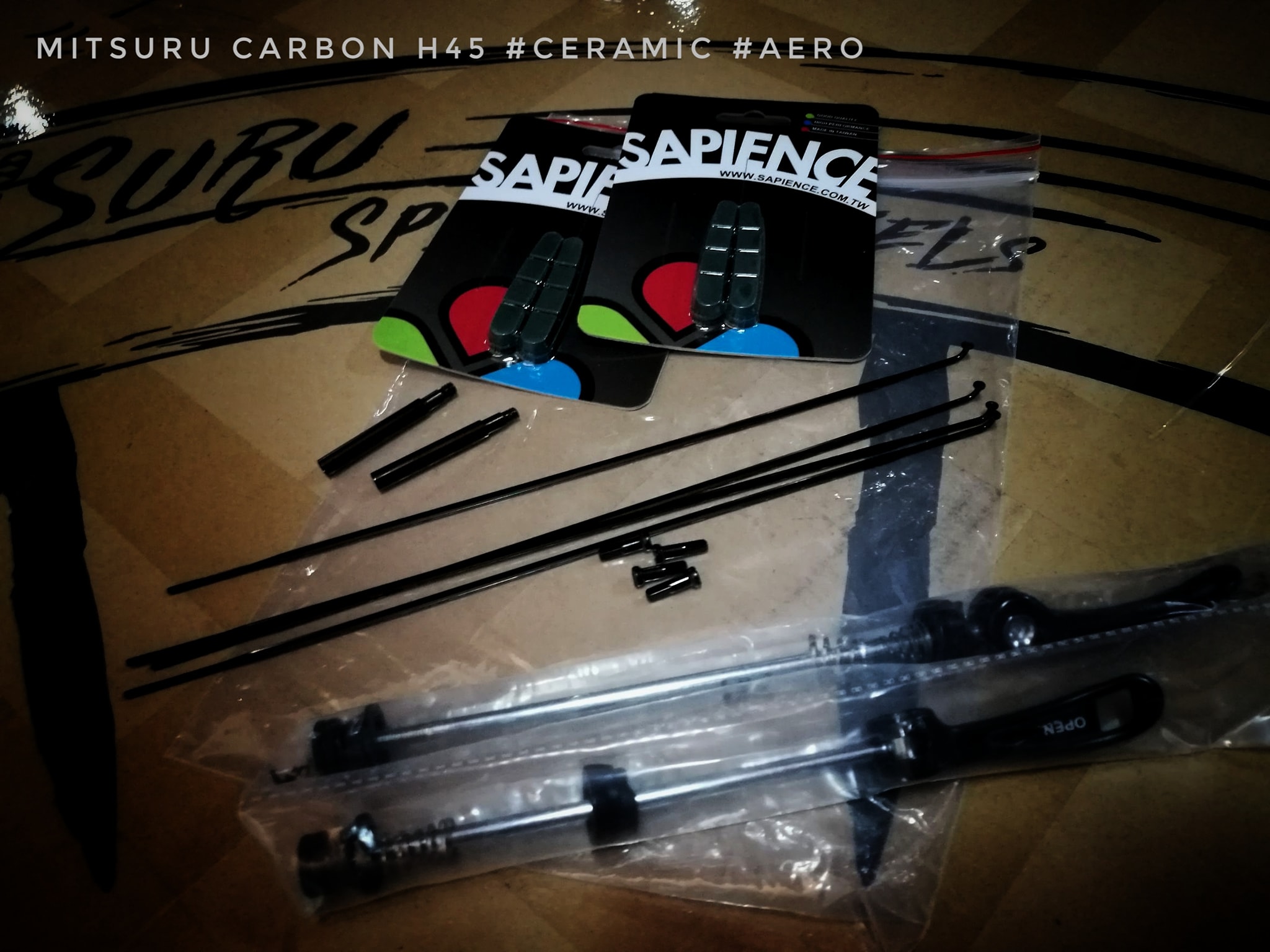 ชุดล้อเสือหมอบ Mitsuru Carbon H45 speed wheel with Ceramic 700C ขอบสูง45มม.