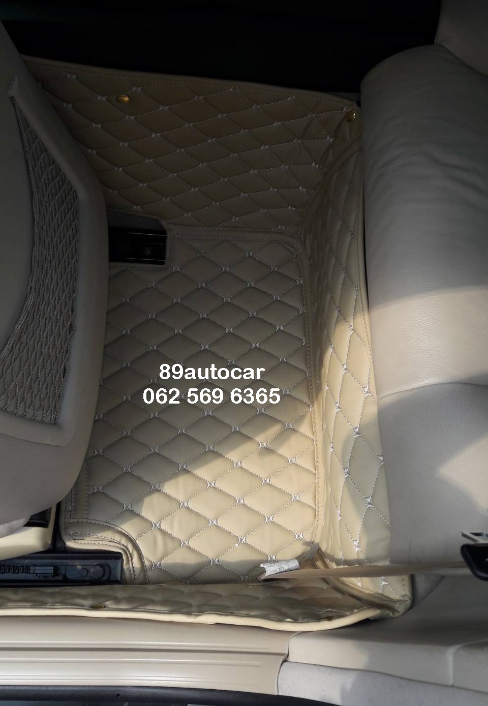 พรมรถยนต์ BMW 645CI E63 ปูพรมหกดี สีครีม เข้ารูป