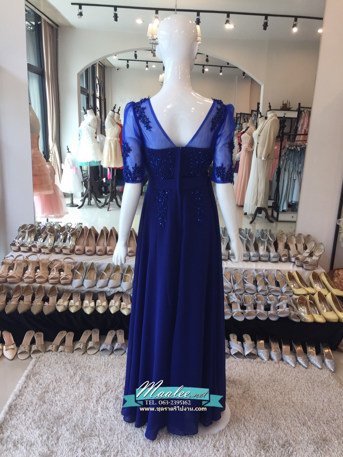 พร้อมส่ง ชุดราตรียาว สีน้ำเงิน แขนยาว แบบเรียบหรู แต่งลูกไม้เซาะดอก ปักลูกปัดมุก