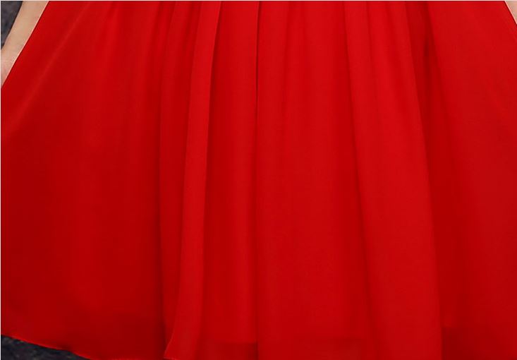 พร้อมเช่า ชุดราตรียาว สีแดง แขนสามส่วน ลูกไม้ฉลุ กระโปรงผ้าชีฟอง