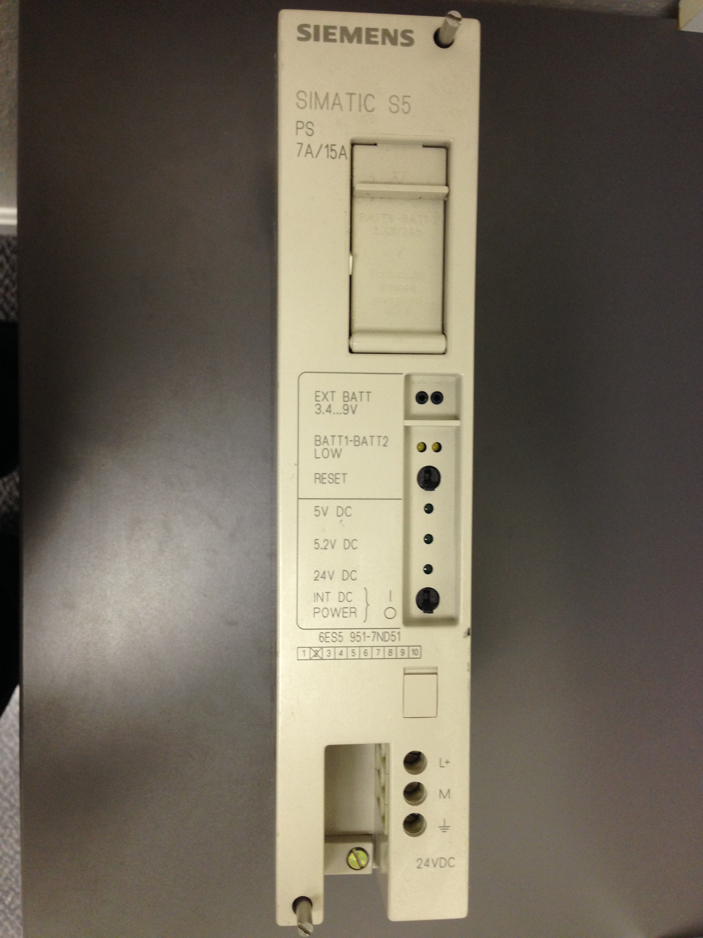 6ES5951-7ND51 PLC " SIEMENS "
