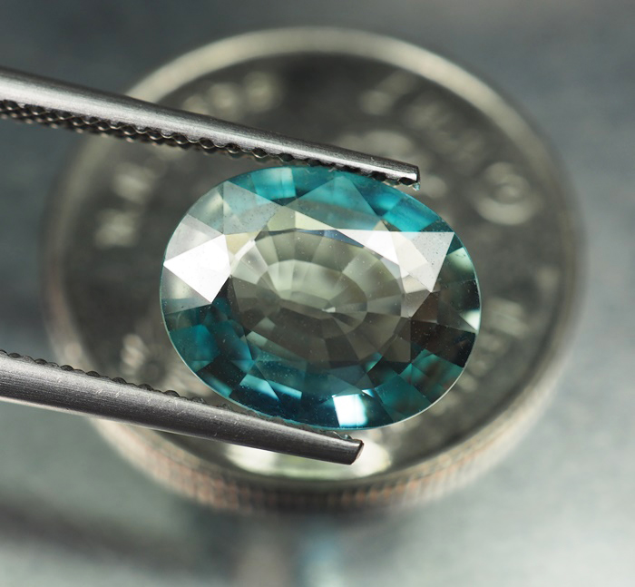 เพทายสีฟ้าเขียวทะเลสวยมาก (Zircon) 2.85 กะรัต (0345)