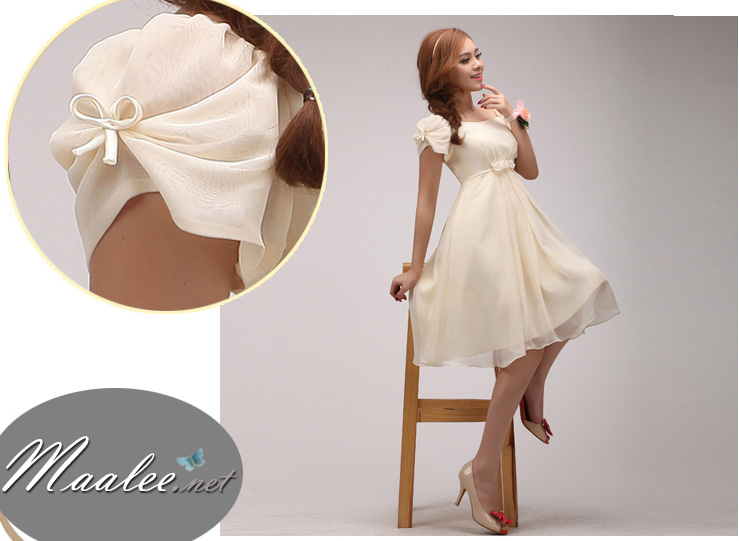 พร้อมเช่า ชุดราตรีสั้น สีขาว แขนตุ๊กตามีโบว์ ผ้าชีฟอง แบบสวยหวาน เพิ่มดอกช่วงเอว