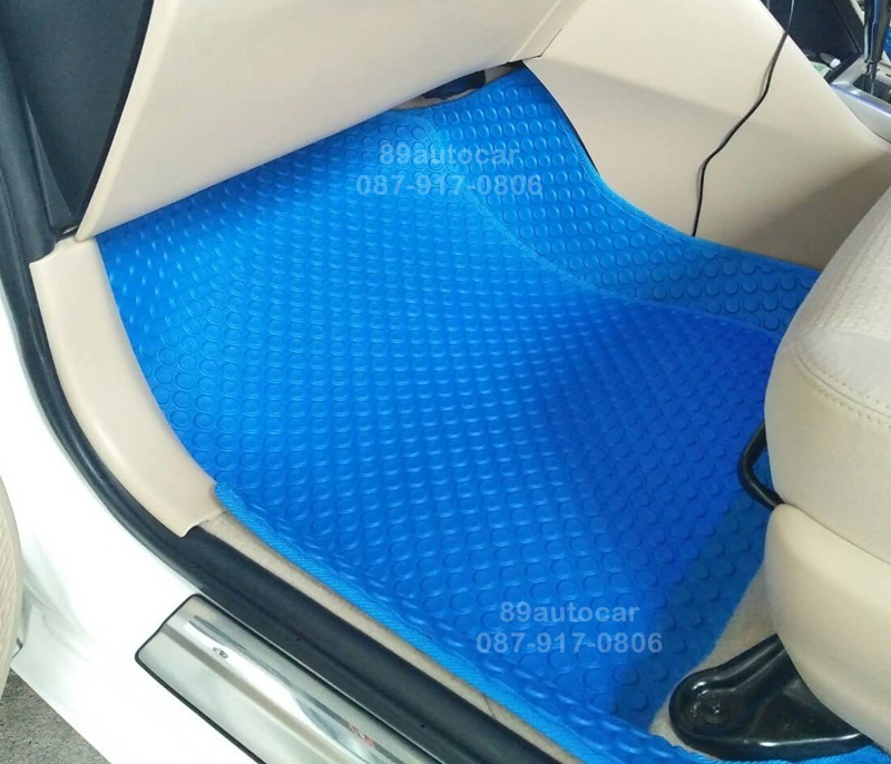 ยางปูพื้นรถยนต์เข้ารูป Toyota Vios 2016 กระดุมสีฟ้าขอบฟ้า