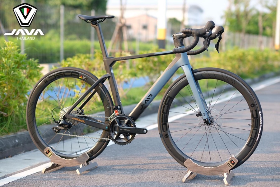 จักรยานเสือหมอบฟูลคาร์บอน JAVA J-AIR VILATA 24sp R7120 All around ชุดเกียร์ Group set Shimano 105 R7120 เฟรม ล้อ ตะเกียบ หลักอาน แฮนด์ คาร์บอน