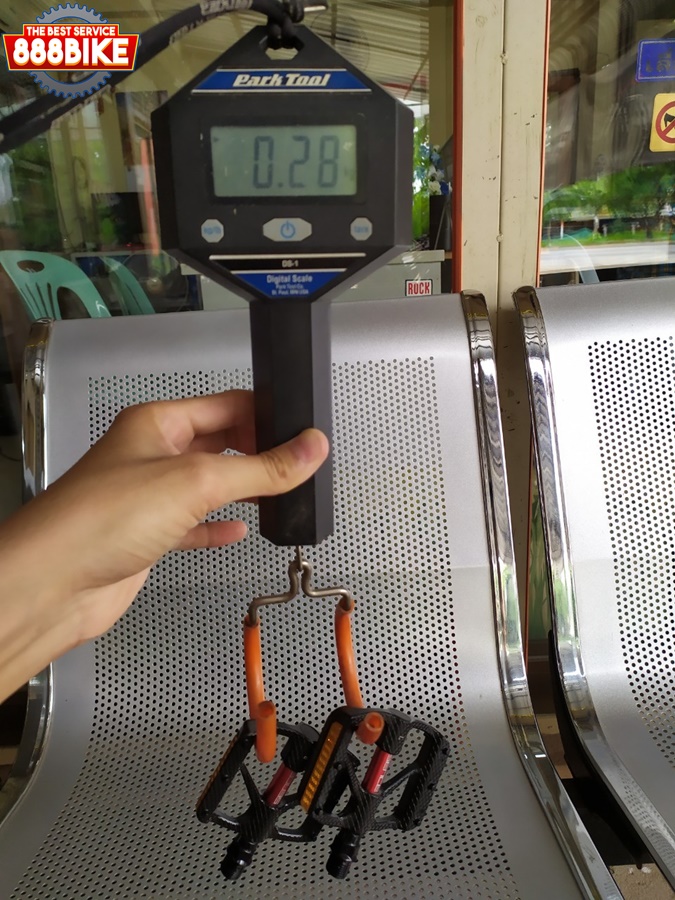 บันไดแกนเหล็ก SENCE น้ำหนัก 280 กรัม