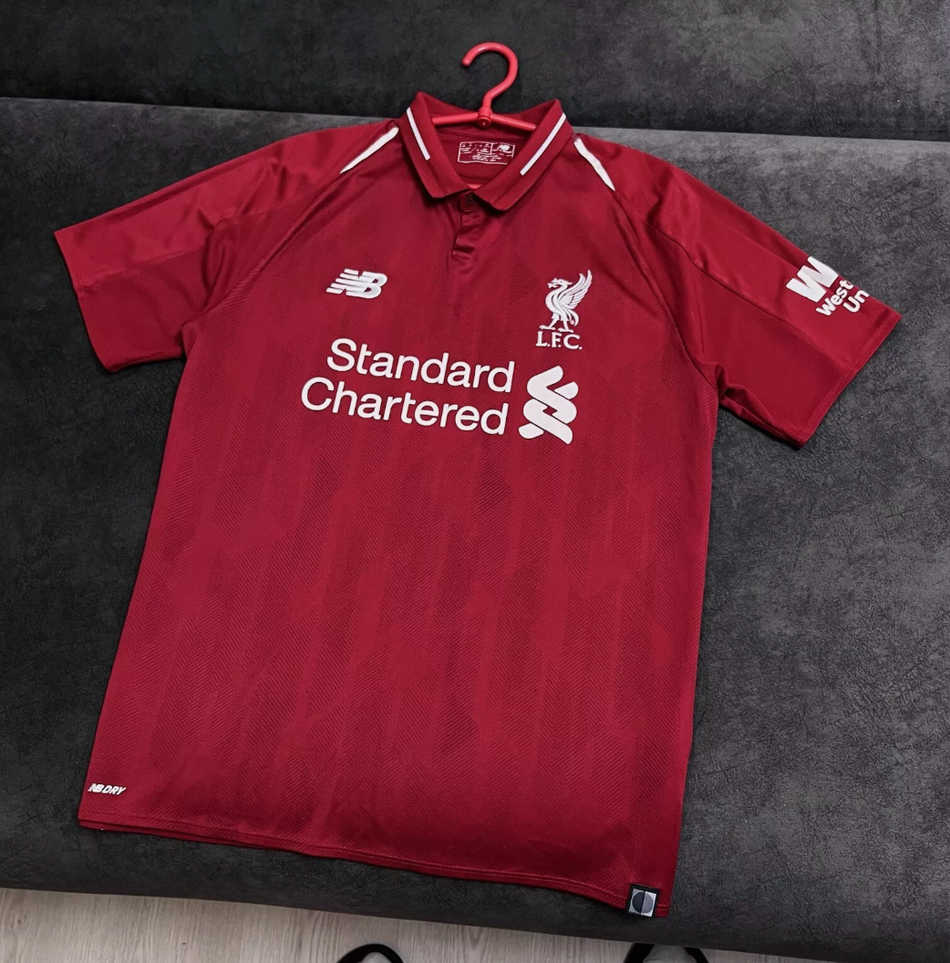 Liverpool 2018/19 Home Jersey เสื้อบอลย้อนยุค เสื้อลิเวอร์พูลย้อนยุค Newbalance