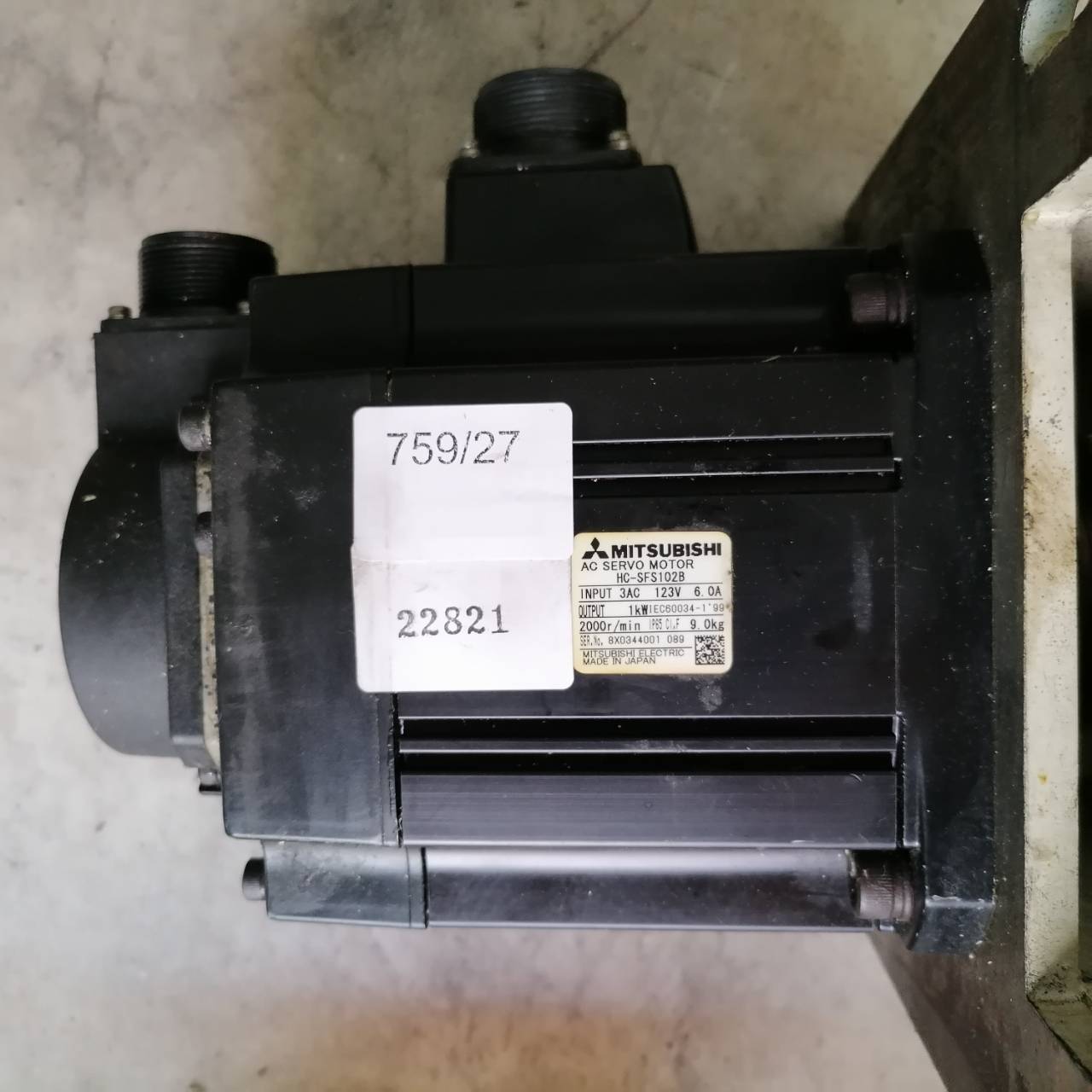 SERVO MOTOR “ MITSUBISHI ” รุ่น HC-SFS102B