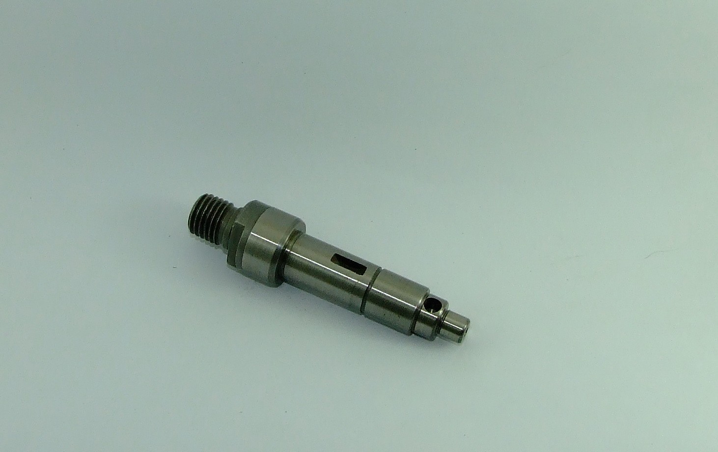 แกนจับใบ หินเจียร Makita มากีต้า 9607NB #H15