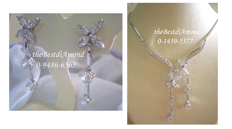 SET006RD+++สร้อยสังวาลย์ พร้อมต่างหูสุดสวย+++สวยหรูมามาเป็นเซ็ท มีสร้อยคอสังวาลย์เข้าเซ็ทกับต่างหูค่ะ เป็นรูปดอกไม้