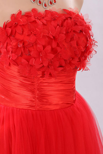 พร้อมเช่า ชุดราตรีสั้น เกาะอก แต่งดอกไม้สุดเก๋ สีเหลืองอ่อน คาดเอวผ้าซาติน กระโปรงทรง A