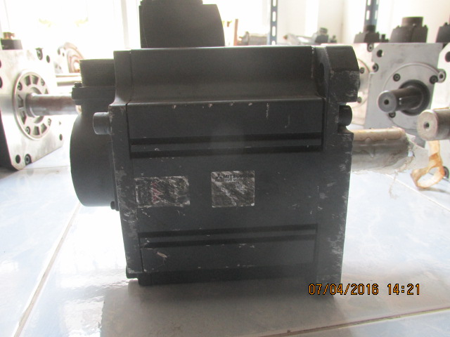 SERVO MOTOR “ MITSUBISHI ” รุ่น HC352S