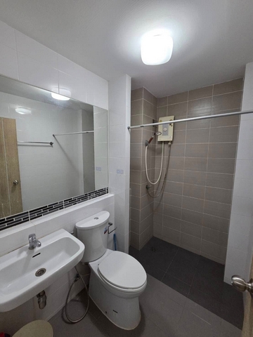 ให้เช่าซูม คอนโด 49 ตึก A ห้อง 26 ตร.ม.เฟอร์ครบ มีเครื่องซักผ้า ใกล้ ม.กรุงเทพฯ