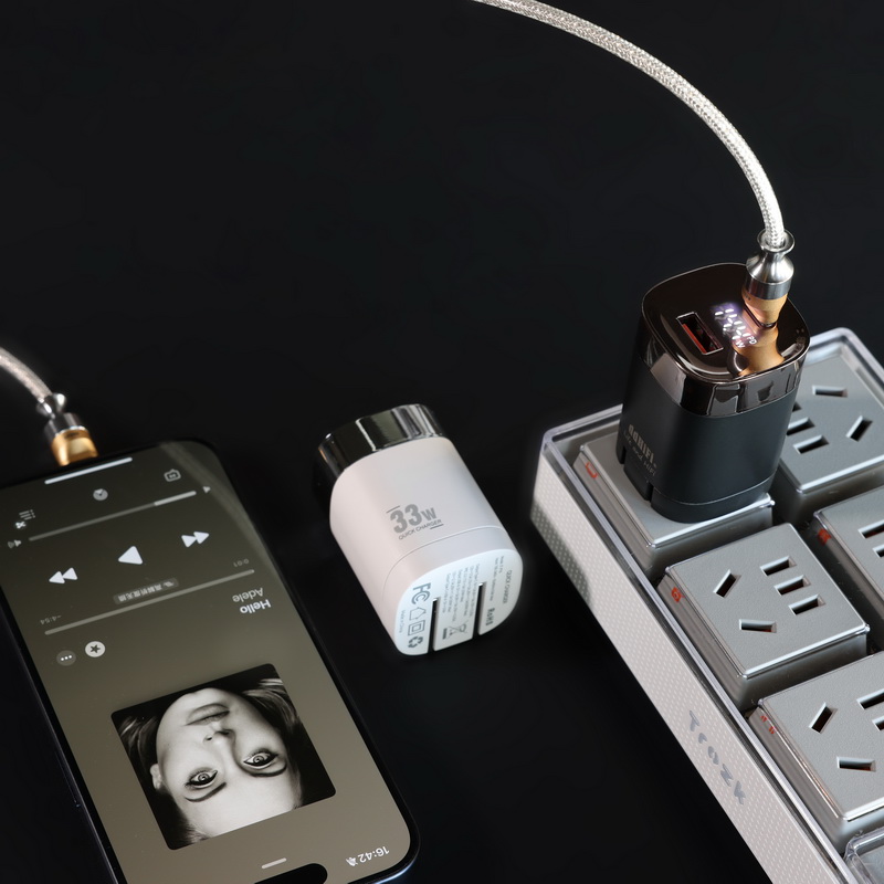 DD JT-P18 หัวชาร์จไว รองรับ PSS 33W, PD 30W จอแสดงกำลังไฟแบบ Realtime ขาพับเก็บได้