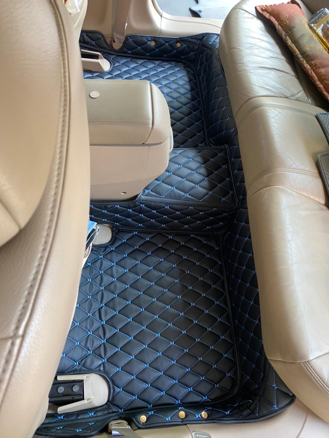 พรมปูในรถ Honda Accord G7 โฉมปลาวาฬ เข้ารูป