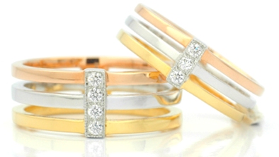 BR605===แหวน 3 lines=== แหวน 3 แถว แบบทันสมัยมากๆ คัดลอดมาจากงานจิวเวลลี่ดังๆๆเลยค่ะ ใส่แล้ว intrend แน่นอน สวยสุดๆๆๆ Modernมากๆๆ ใส่สวยทุกนิ้วเลยนะคะ