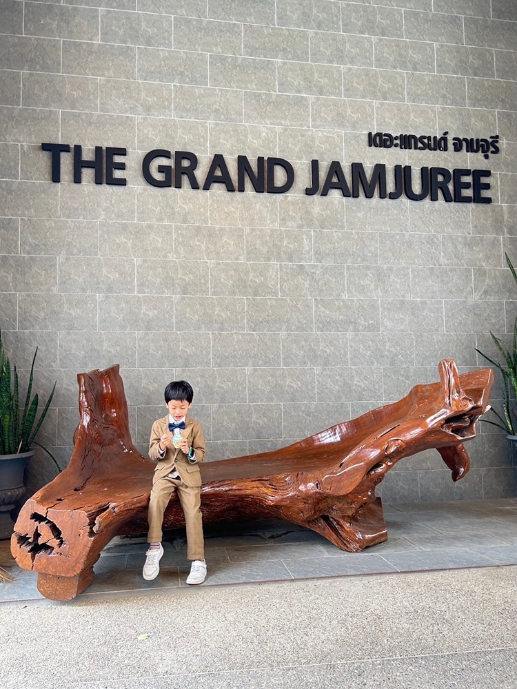 พร้อมเช่า ชุดสูทเด็กชาย สีน้ำตาลลายตาราง ** พร้อมเช่าไซส์ 110 130 **