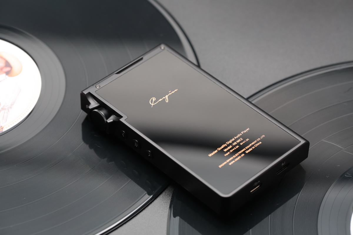 ขาย Cayin N6ii สุดยอด DAP พกพาที่มาพร้อมลูกเล่นถอดอัพเกรด Motherboard ด้านเสียงได้