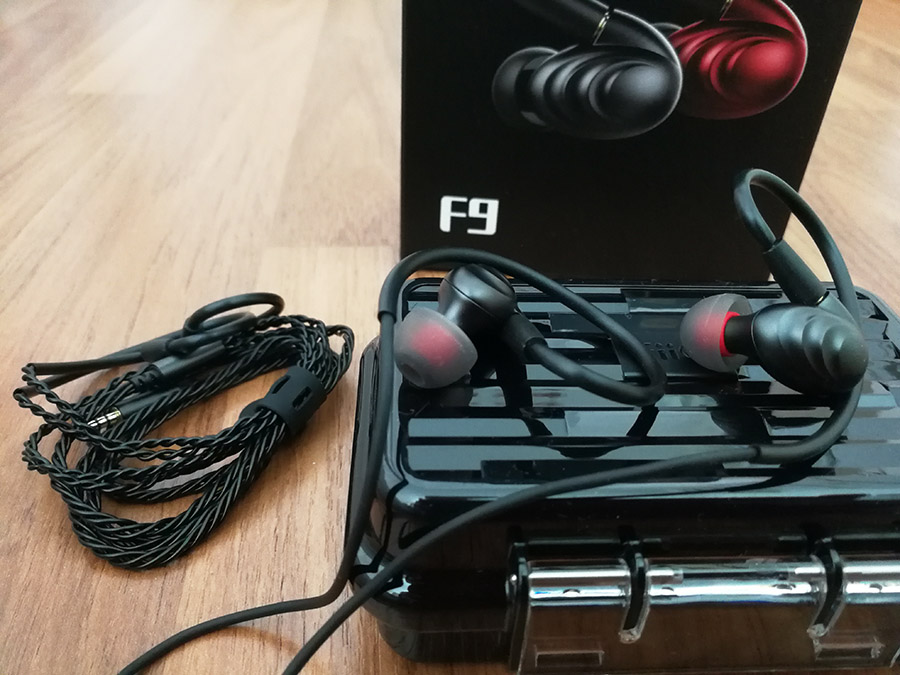 Fiio F9 หูฟัง3ไดร์เวอร์ 2BA+1Dynamic ระดับ Hi-Res ขั้ว MMCX มีทั้งสายแบบมาตรฐานและBalance