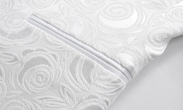 Pre-order ชุดสูทชาย พิมพ์ลายปั๊มนูน 3 มิติ สีขาว