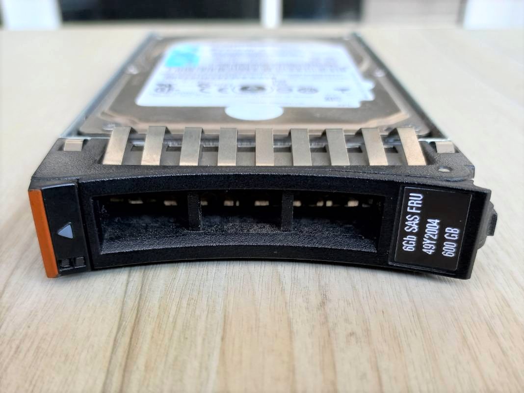 49Y2004 49Y2003 49Y2007 IBM 600GB SAS 2.5 10K 6Gb HARD DRIVE FRU with CADDY. Refurbished; Warranty 12 Months.Shipping is included.